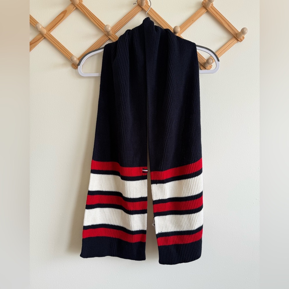Tommy Hilfiger Knit Scarf